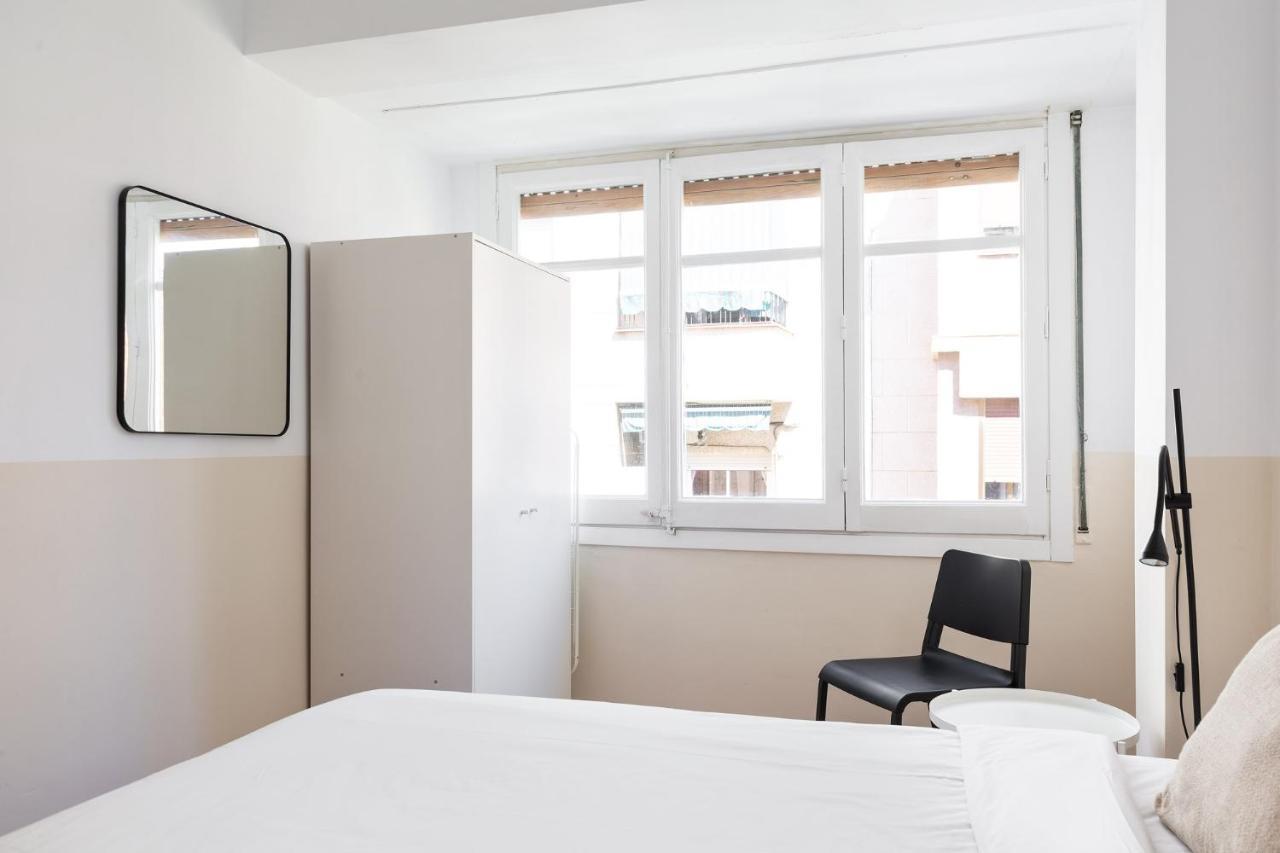 Olala Santiago Apartments L’Hospitalet de Llobregat Zewnętrze zdjęcie